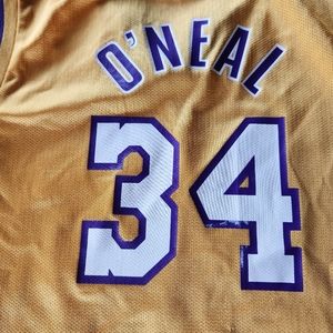 Shaquille oneal Lakers Jersey youth size x-large 14-16